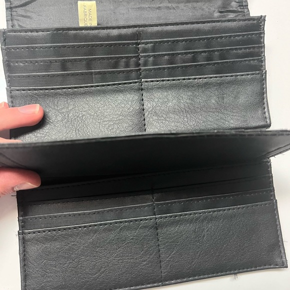 Free With Purchase! Anne Franco Long Wallet - Picture 6 of 7